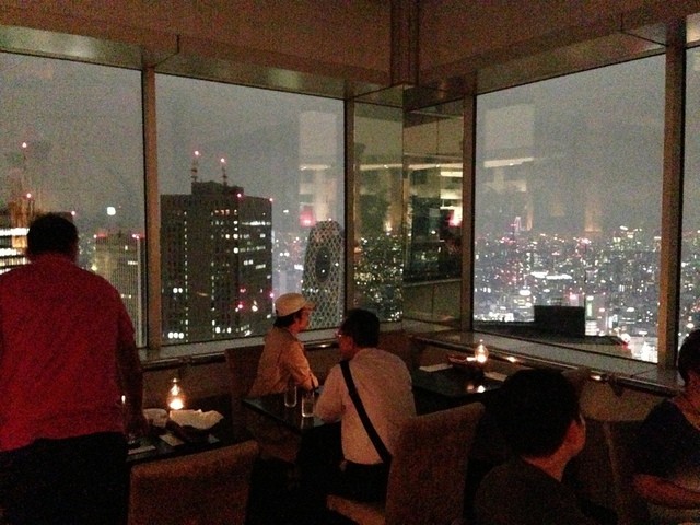 東京都庁の展望台に穴場のラウンジ発見 Good View Tokyo By 福袋 Com 閉店 グッドビュー東京 Good View Tokyo 都庁前 イタリアン 食べログ