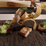 ジョンティ アッシュ - (2023/5 訪問)うなぎパイNo.13。本家公認でうなぎパイを名乗っているとのことです。メニュー表には公式マークを付ける遊び心が(笑)