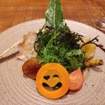 傳 - (2023/4 訪問)傳サラダ。