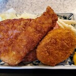 永寿家 - ミックスフライ定食