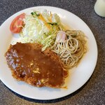 ロビン - 初めてのメンチカツ