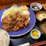 Shunsai Nakoji - 生姜焼き定食