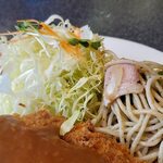ロビン - 添え物の塩パスタ