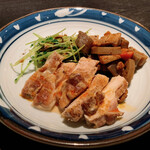 Kateino Aji Haru - チキンステーキ、煮しめ、昆布とツナと水菜の和え物