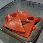 はじめのいっぽ - 名物の赤こんにゃく煮