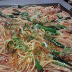 はじめのいっぽ - 鉄板鍋（２～３人前1,800円）〆のラーメン