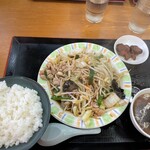 麺屋まる勝かっちゃんラーメン - (料理)肉野菜定食