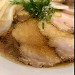 中華蕎麦 麺ノ歌 - スープズーム　byまみこまみこ
