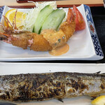 みやこ家 - エビフライと秋刀魚焼き