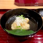 懐石 山よし - 鮎魚女餅粉揚げ 白髪葱 木の芽