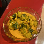 エル・アミーゴチェーン ブロンコ - ハンバーグに付いてきたサラダ