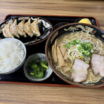 ラーメン華力 - ◆ ラーメン定食 ¥950-