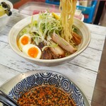 Otoko Mae Hyuuma - 広島つけ麺麺リフト