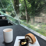 ル ミュゼ ドゥ アッシュ - オール、辻口ロール 加賀棒茶、金棒茶