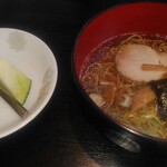 中国料理 峯蘭 - 日替わりサービスランチ　ミニラーメン　メロン