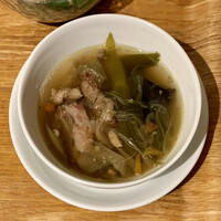 南青山エッセンス - ランチセットA（海老のチリソース煮、二十四節気の薬膳スープ） ¥1,800 の二十四節気の薬膳スープ