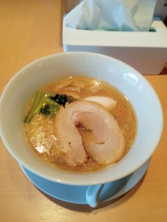 Menshudokoro Ryuusan - 鶏白湯らぁ麺醤油