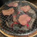 炭火焼肉 清次郎 - 