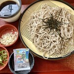 なか卯 - 山わさびざるそば　山わさびのパックがあると初めて知りました　麺がくっついて食べにくかったです