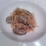 カンブーザ - こだわり赤玉子のタヤリン　イタリア産フレッシュポルチーニのソース