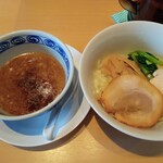 麺酒処 龍さん。 - 鶏白湯つけ麺(900円)