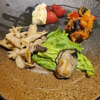 神楽坂アッカ - 