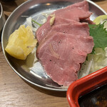 焼肉一心たん助 - タン刺し