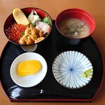 もりや商店 - 三色丼（うに、あわび、いくら）ミニサイズ