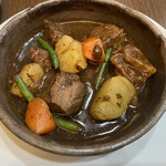 シプレ - やわらか牛肉の赤ワイン煮