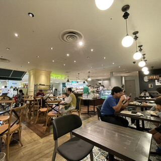 ドゥ マゴ ベーカリー_2