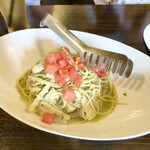 ピッツエリアバール　CACTUS　D'ORO - 旬の破竹とトマトとツナのバジルソース和え（乾麺パスタに変更）