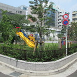 青島食堂 - ラジオ体操会発祥の地
      として有名な【佐久間公園】