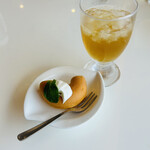 黒酢の郷 桷志田 - 黒豚の黒酢酢豚ランチコース