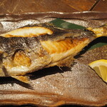青ヶ島屋 - イサキ？塩焼き