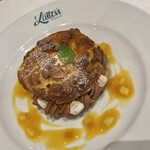 Brasserie Laiton - デザート　パリブレスト　大きくて美味しい。中にはアイスクリームとマカダミアナッツとヘーゼルナッツクリーム？かな