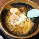 お食事処おさない - 煮干しラーメン　550円