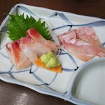 お食事処おさない - 青森県産天然真鯛刺身　450円