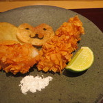 神保町 傳 - 小皿：プリングルス えこだねこバージョン