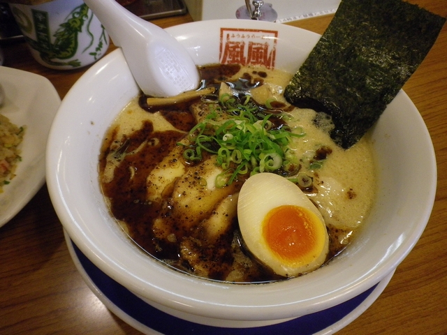 风风ラーメン - ばりこく豚骨
