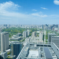 ザ タヴァン グリル＆ラウンジ - 