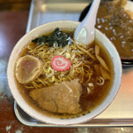 醤油屋本店・別館 おとん食堂 - ラーメン