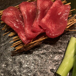 和牛A5雌牛と熟成牛舌 肉屋いちゆく - 