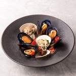 Steamed mussels and clams in wine