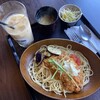 Sanada Coffee - トマトソースパスタ + アイスラテ