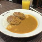 Koko Ichiban Ya - ハンバーグカレー (ライス200g、1甘) 845円
                        2023年5月21日