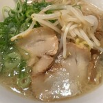 東京おぎくぼラーメン ゑびすや - 具材アップ