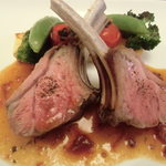 デジーノ - 骨付き子羊のローストアップ