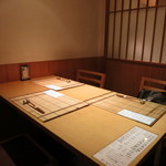 Izuno Shun Yammo - 半個室　テーブル席