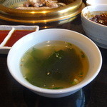 焼肉草野 - スープがつきます