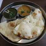 大阪ハラールレストラン - Dセット（チキンサグと豆のカレー）